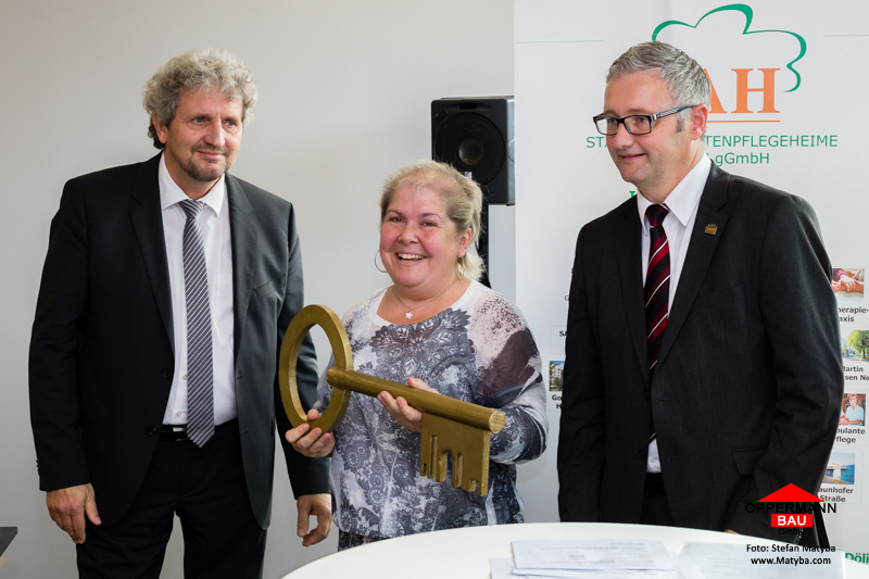 Katrin Hahn (Leiterin), Stefan Eckner (Geschäftsführer SAH)